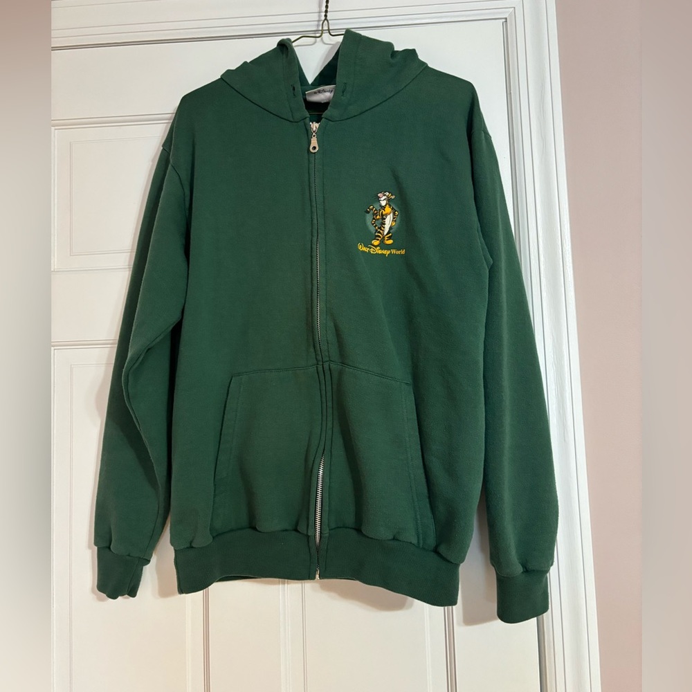 Unisex Vintage Walt Disney World Green Tigger ZIP
Front Hoodie